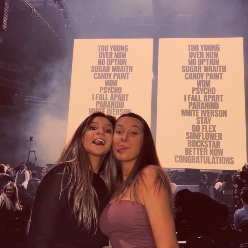 Meet your Posher, Olivia